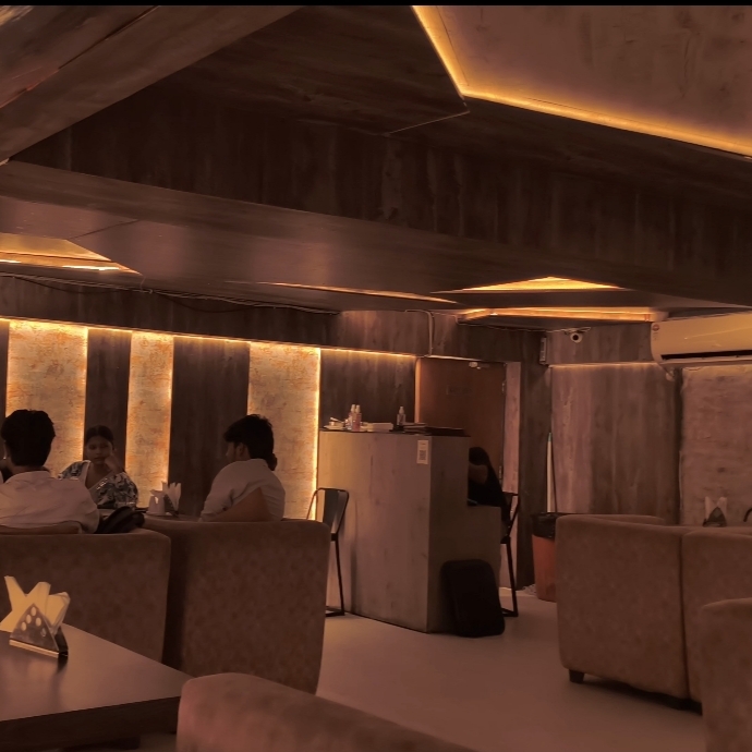 Restaurant Ambiance